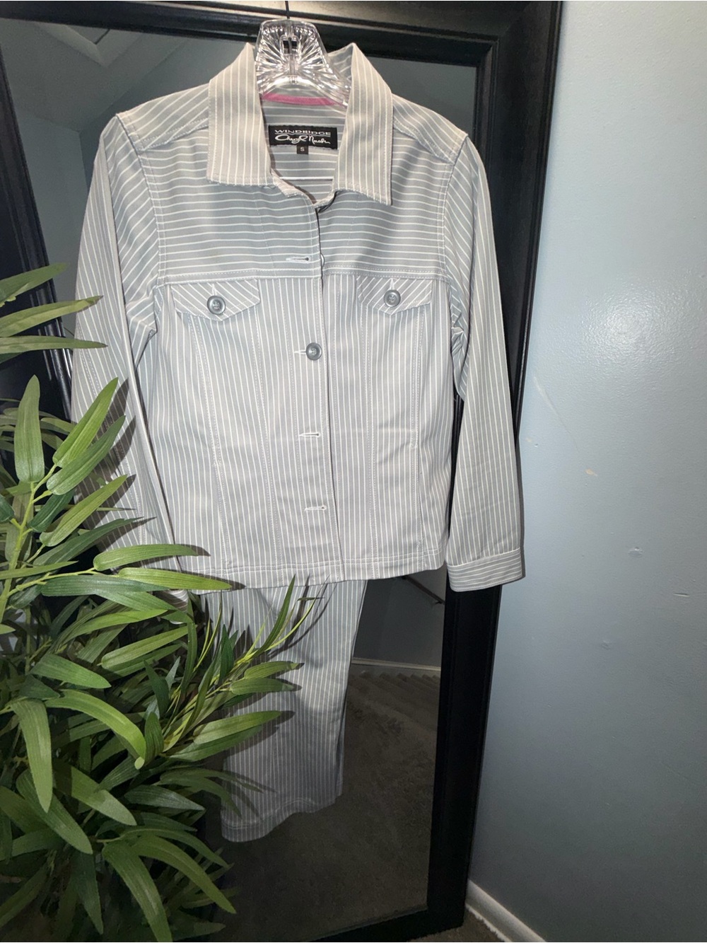 Light Gray Pinstripe Two-Piece Pantsuit Jacket & Pants - DKNY Style